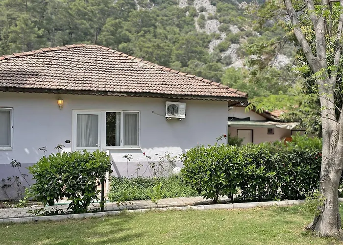 Garden Pansiyon Cirali
