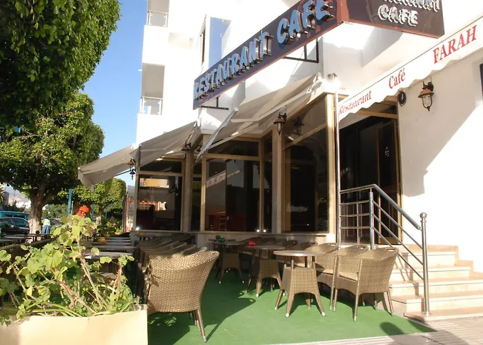 New Farah Hotel