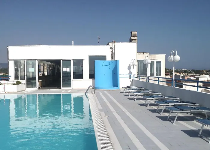 Eden Beach Club