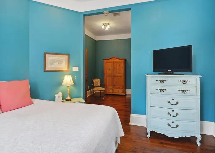 Maison Perrier Bed & Breakfast