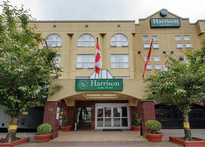 Harrison Lake Hotel