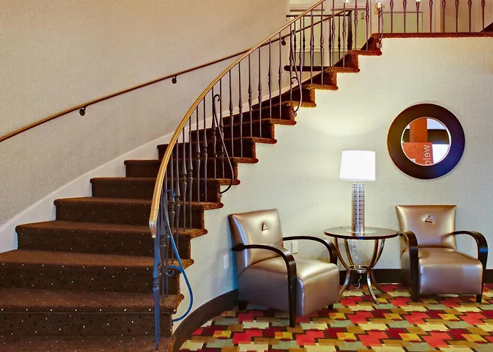 Baymont By Wyndham Harrisburg Hotel