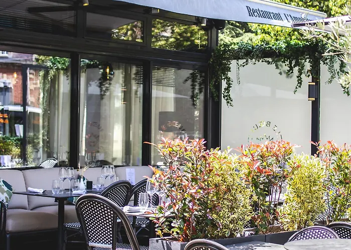 Hôtel Le Boeuf Couronné Chartres - Logis Hotels
