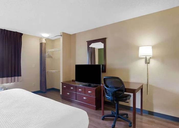 Extended Stay America Suites - Kansas City - Overland Park - Quivira Rd