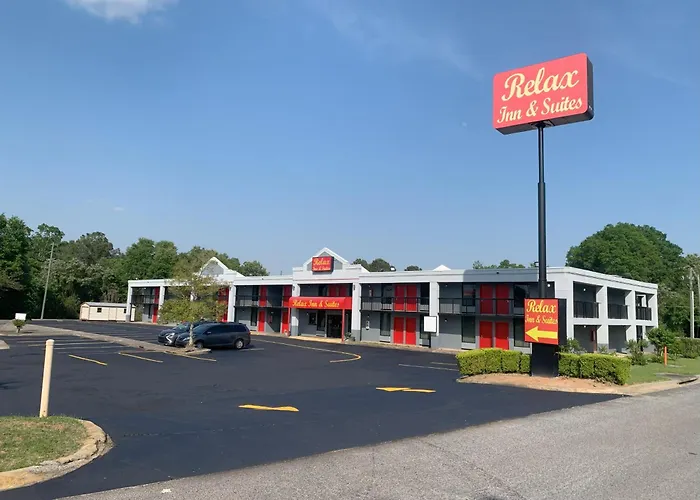 Relax Inn & Suites