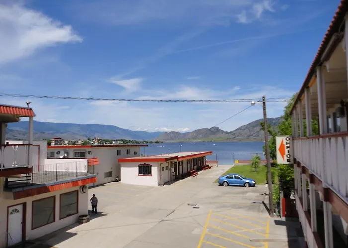 Falcon Resort