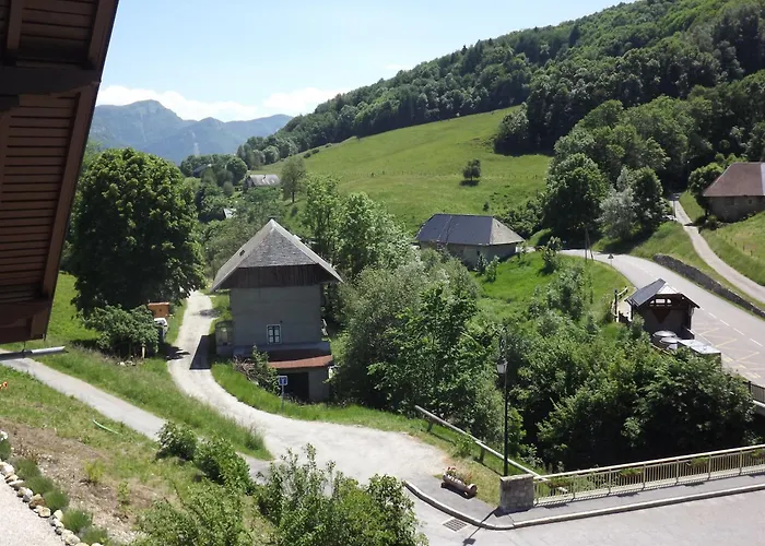 Bar Hotel Restaurant le Margeriaz Les Déserts
