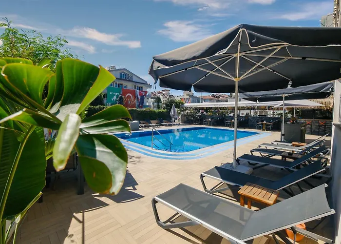 Moni Hotel