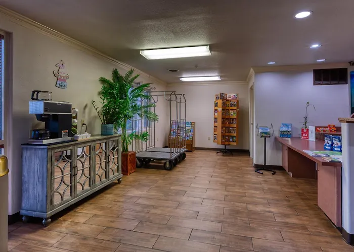 All Towne Suites