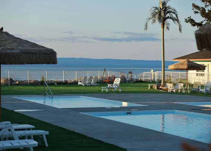 Hotel La Roche Pleureuse