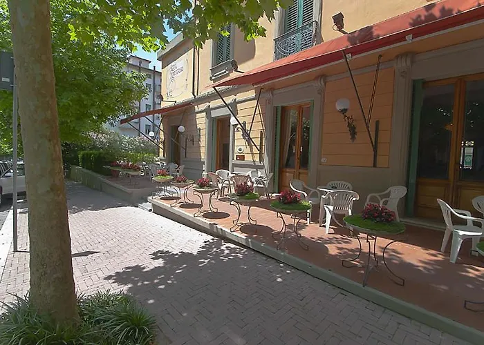 Hotel Maestoso