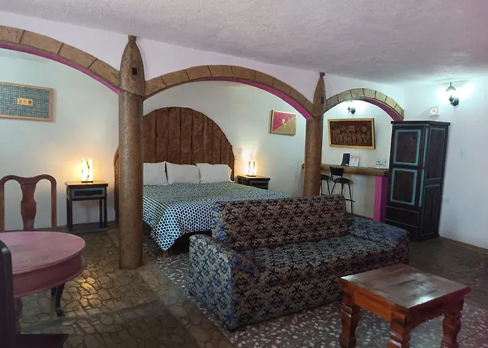 Hotel Bacantes