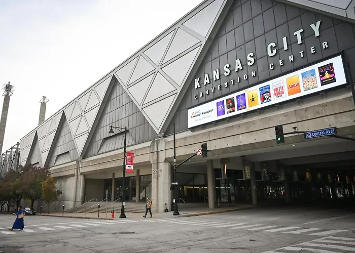 Crowne Plaza Kansas City Downtown By Ihg