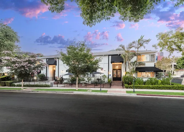 Wilshire Crest
