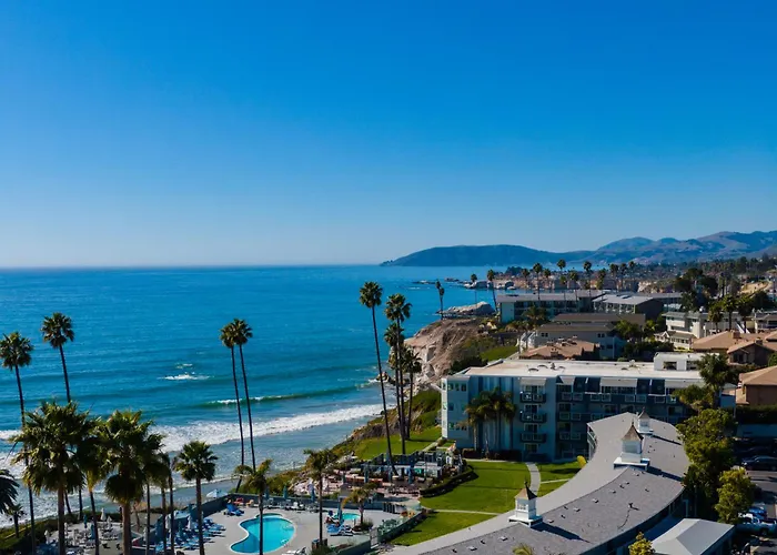 Seacrest Oceanfront Hotel