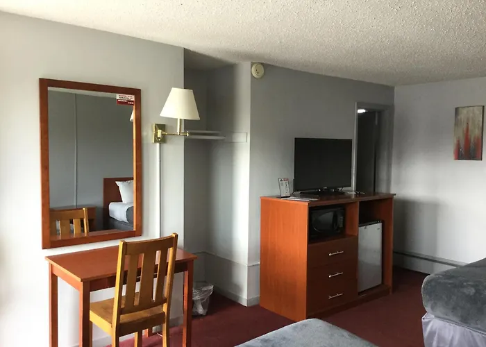 Swiss Cottage Inn Niagara Falls