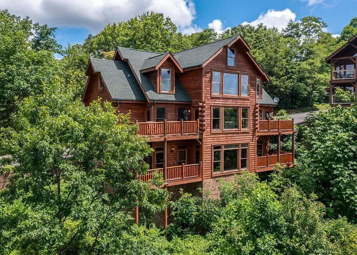 Papa Bears Cabin By Stony Brook Cabins