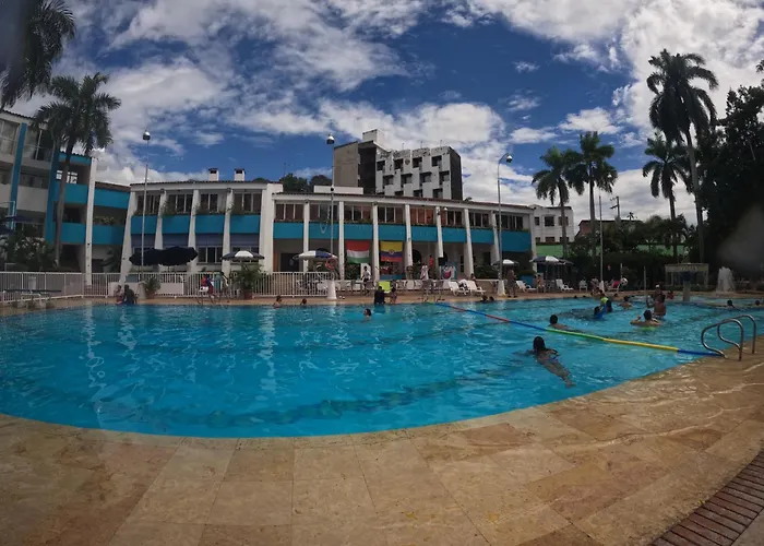 Hotel Bachue Girardot