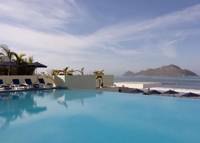 Doubletree By Hilton Mazatlan, Sin