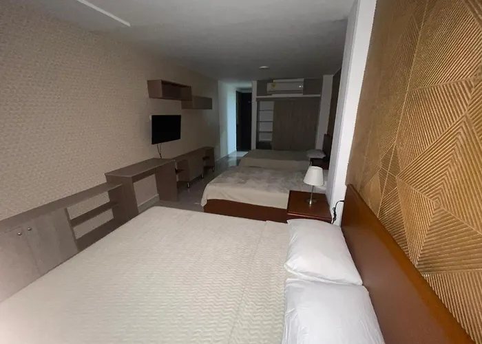 Hotel Prado 72 INN