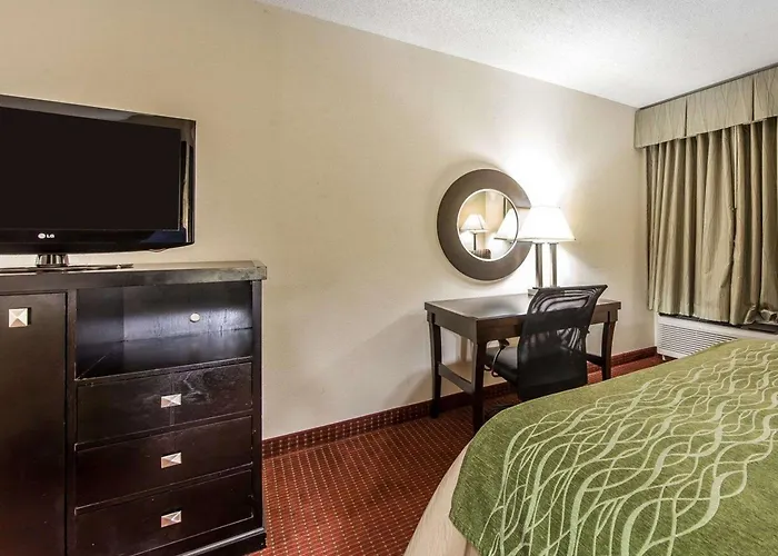 Quality Inn & Suites Portsmouth