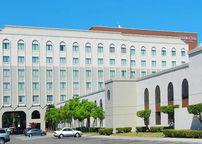 Doubletree By Hilton Newark-Fremont