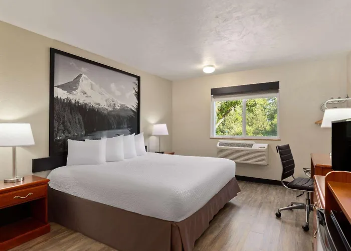 Super 8 By Wyndham