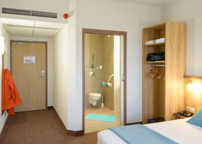 Best Hotel Reims Croix Blandin