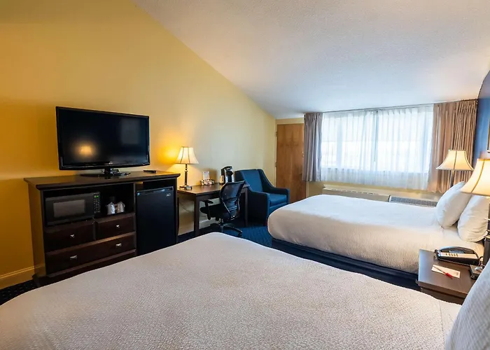 Fireside Inn & Suites Waterville
