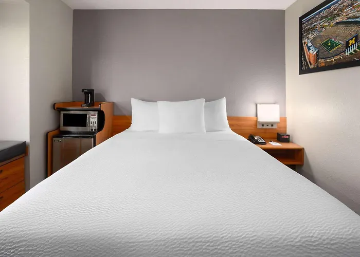 Microtel Inn & Suites By Wyndham