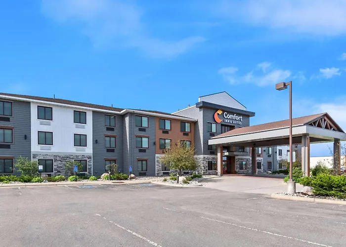 Comfort Inn & Suites Mountain Iron And Virginia