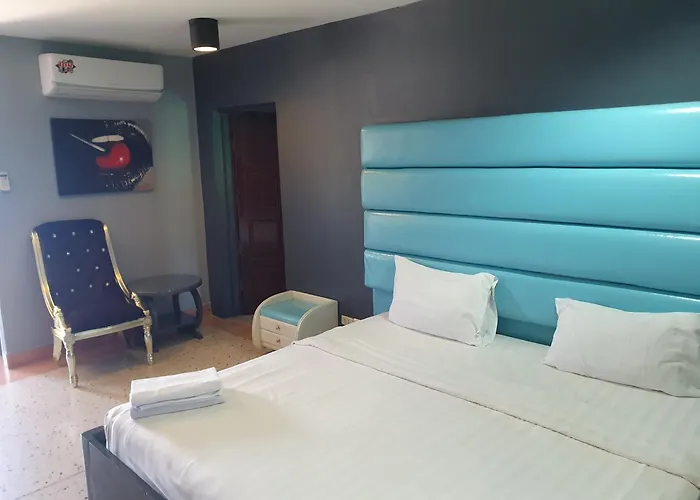 Momento Resort