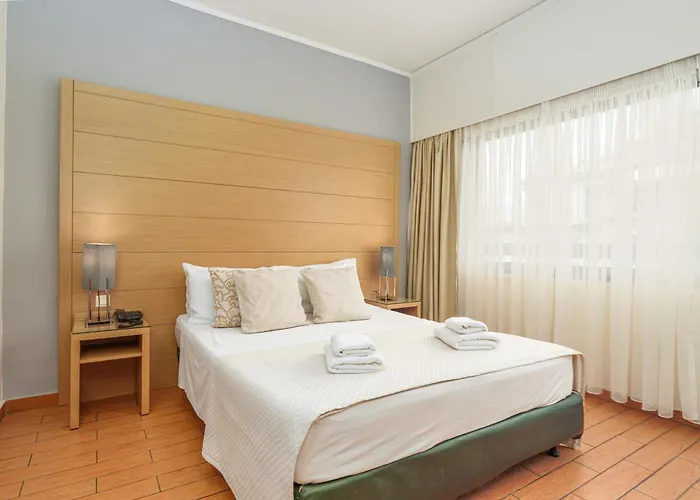 Parnon Hotel