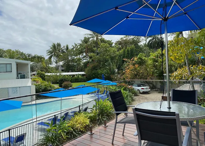 Beachfront Terraces With Onsite Reception & Check In Port Douglas