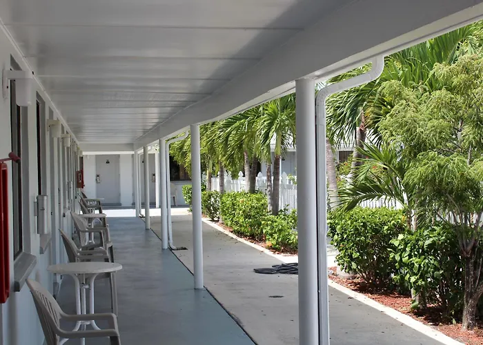 Economy Inn West Palm Beach