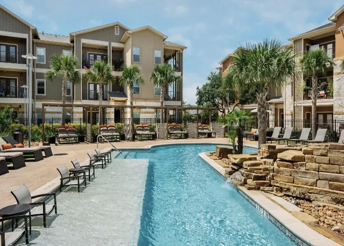 New Braunfels Hill Country Resort Style Apartments By Barsala