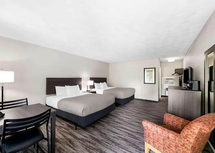 Quality Inn & Suites Munising