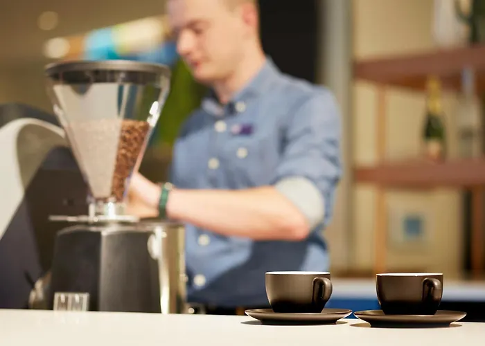 Holiday Inn Express Adelaide City Centre By Ihg