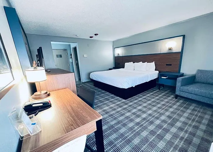 Americinn Glendale/Milwaukee
