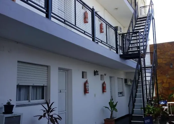 Dennisse Hotel