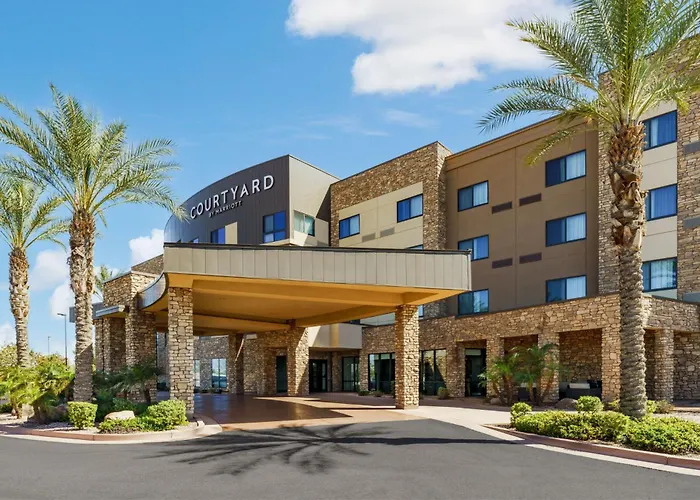 Courtyard By Marriott Phoenix Gateway Airport