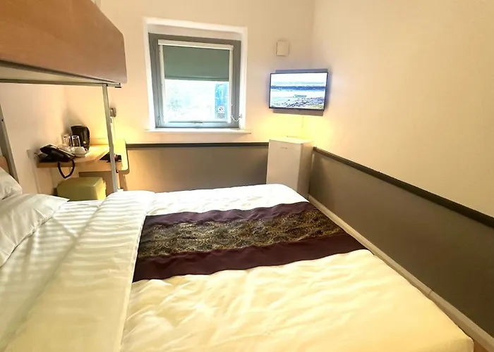 Cambridge Hotel Bradford Central