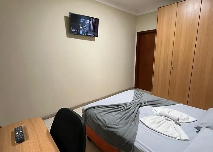 Pousada E Alojamento Santos Dumont