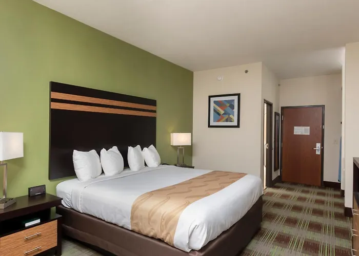 Quality Inn & Suites Mount Vernon