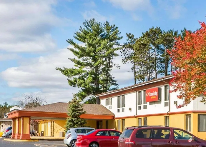 Econo Lodge Inn & Suites