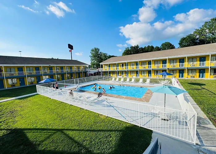 Rodeway Inn Jackson Northwest