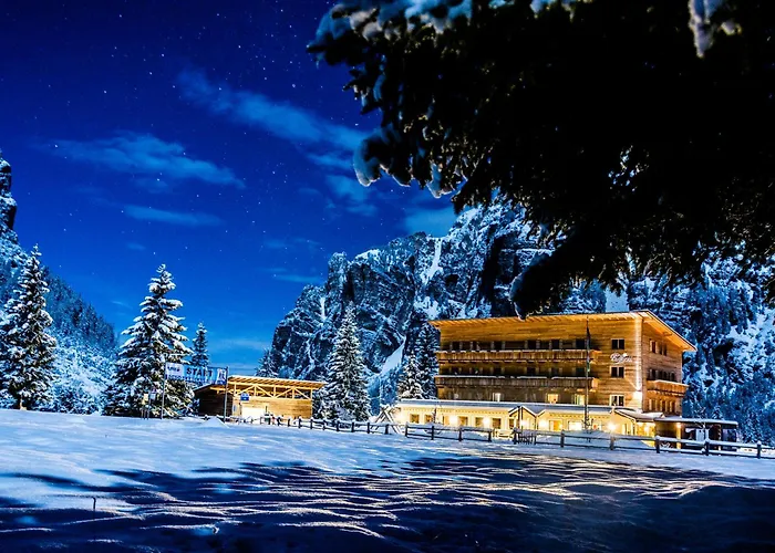 Pederue Hotel San Vigilio Di Marebbe