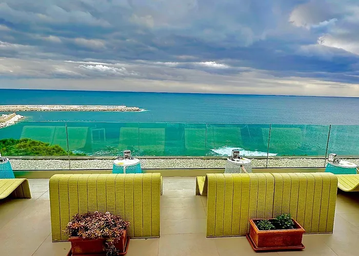 Hotel Cala Luna