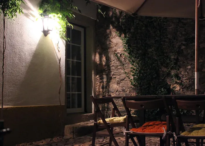 Casa das Naves de Sto António