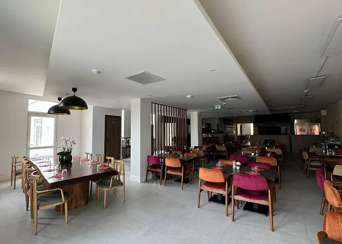Hôtel Restaurant La Paillote Cavignac